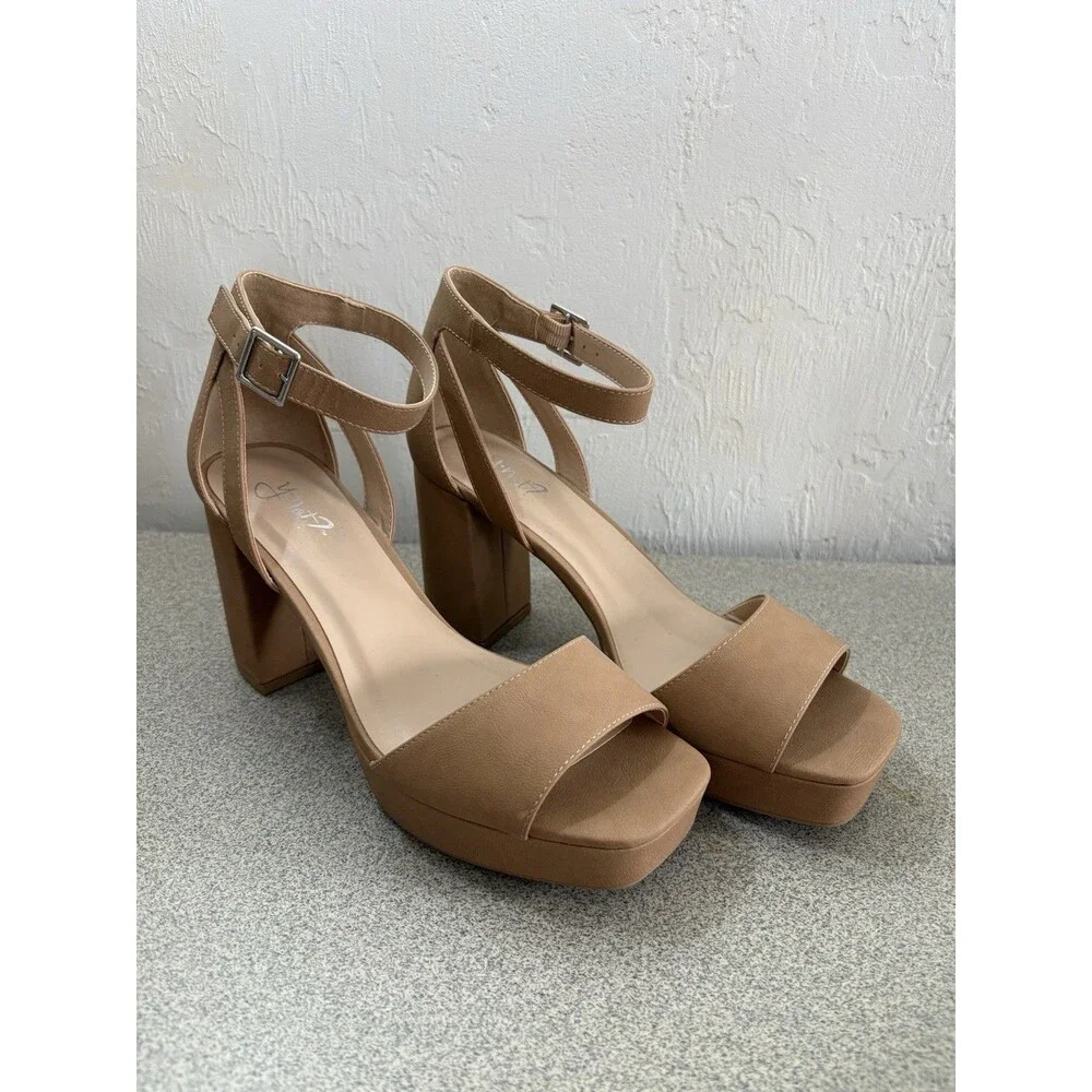 Y Not ? Womens Tan Block Heels Ankle Strap Size 8M  New Without Tags